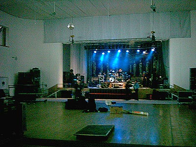 040404_pko_inside