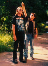 Holger Komaroff is measuring a new bassist Chris Larson