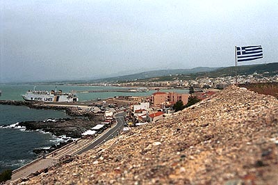 crete250501_14_rethymno_harbour