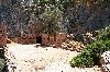 Click here to see the picture (_crete310501_14_katholiko_monastery.jpg)