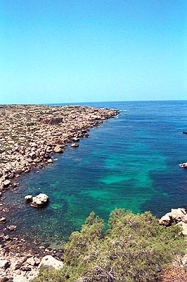 crete040601_11_chrissoskalitissa_monastery_seaview