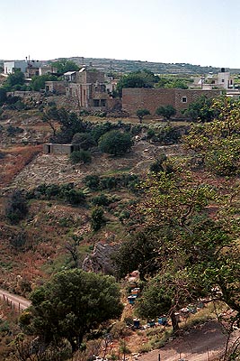 crete040601_40_near_platanos