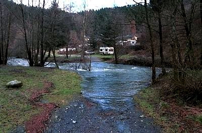 camping0102_highwater_08