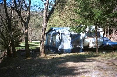 camping0302_01