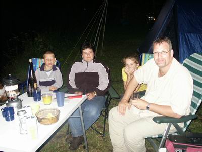 camping0702_neighbours2