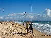 Click here to see the picture (spain230902_06_flysurfing_lances.jpg)