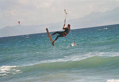 spain230902_06n_flysurfing_lances