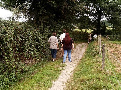 terhorst220803_09_walk