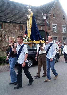 terhorst230803_72_banholt_procession