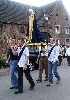 Click here to see the picture (terhorst230803_72_banholt_procession.jpg)