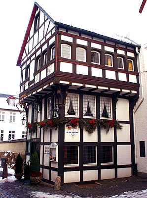 bam300104_02_badmuenstereifel