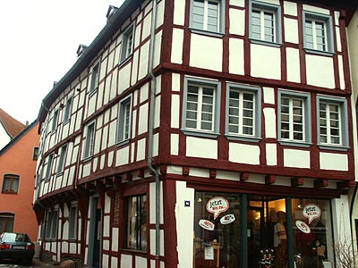 bam310104_08_badmuenstereifel